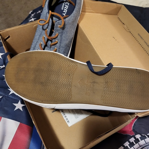 Sperry Loafers - Picture 4 of 4